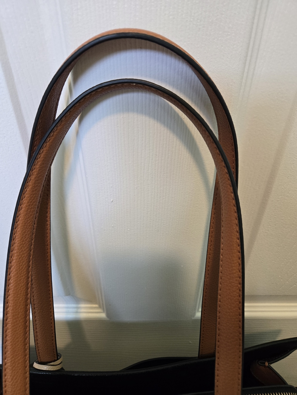 Marc Jacobs Black, Cream & Tan Leather Tote - Picture 9 of 11